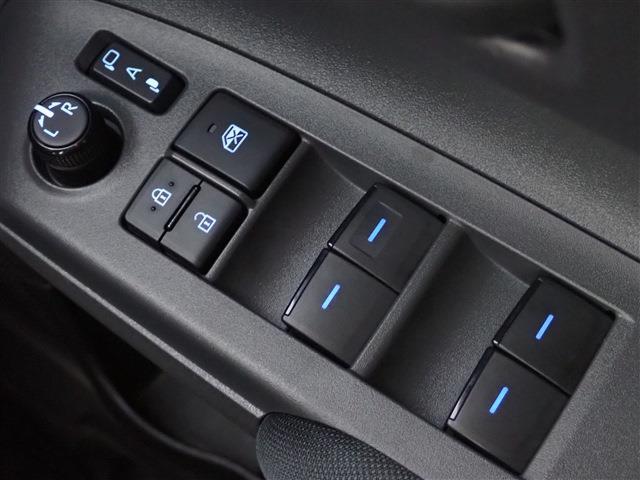 トヨタ シエンタ　ハイブリッド ハイブリッド １．５ Ｇ R5年 (関東) 99