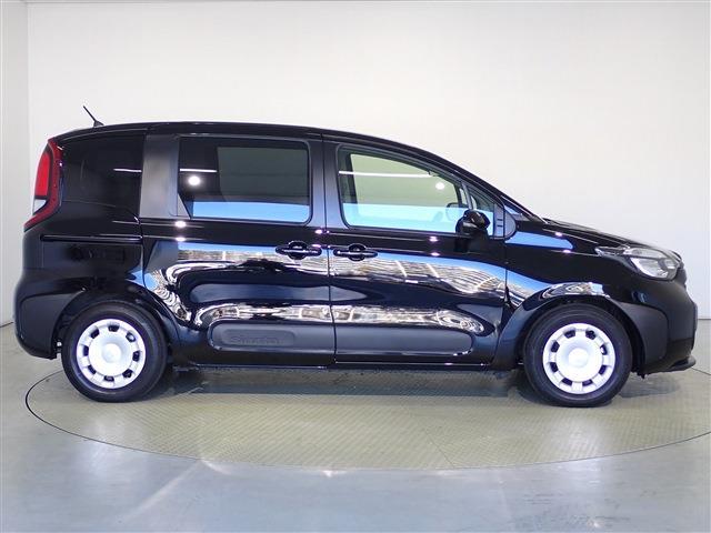 トヨタ シエンタ　ハイブリッド ハイブリッド １．５ Ｇ R5年 (関東) 99