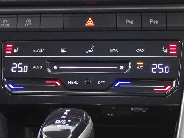 フォルクスワーゲン Ｔ－ＲＯＣ ＴＳＩ スタイル R4年 (関東) 99