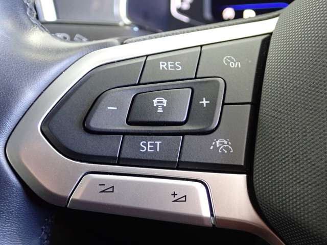 フォルクスワーゲン Ｔ－ＲＯＣ ＴＳＩ スタイル R4年 (関東) 99