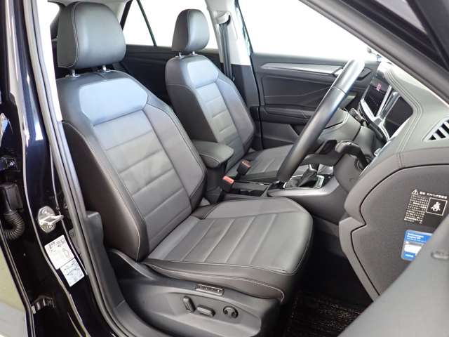 フォルクスワーゲン Ｔ－ＲＯＣ ＴＳＩ スタイル R4年 (関東) 99