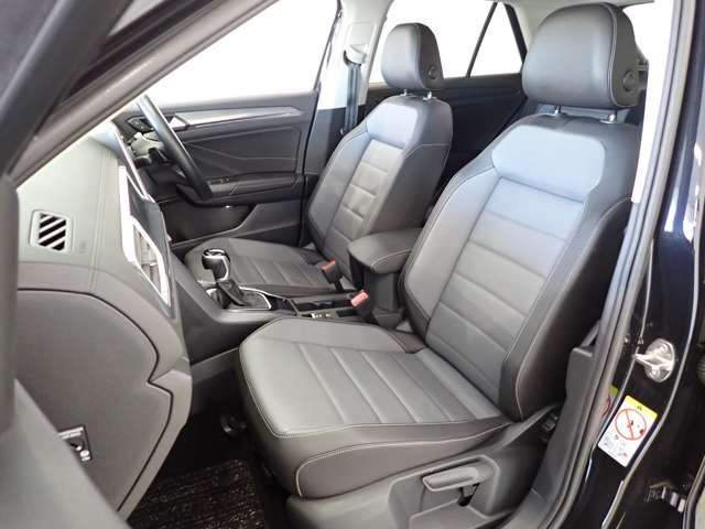 フォルクスワーゲン Ｔ－ＲＯＣ ＴＳＩ スタイル R4年 (関東) 99