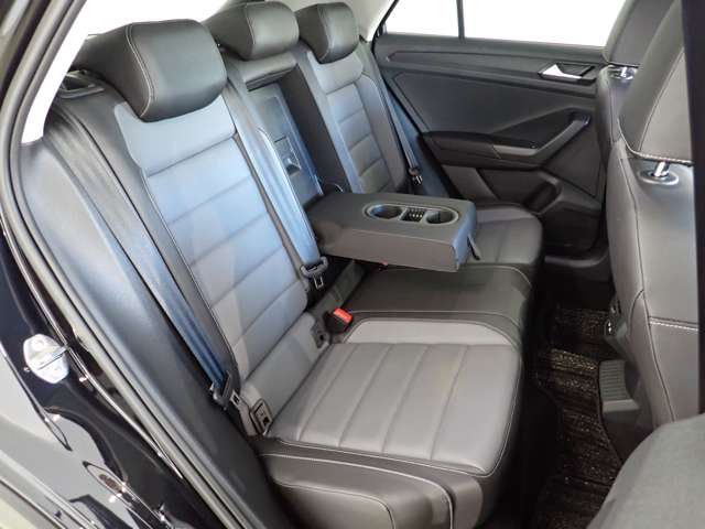 フォルクスワーゲン Ｔ－ＲＯＣ ＴＳＩ スタイル R4年 (関東) 99