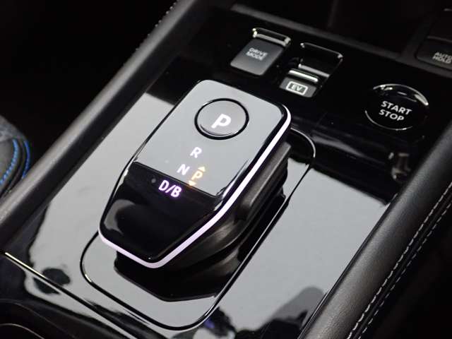 日産 キックス １．２ Ｘ ＦＯＵＲ （Ｅ－ＰＯＷＥＲ） ４ＷＤ R5年 (関東) 99