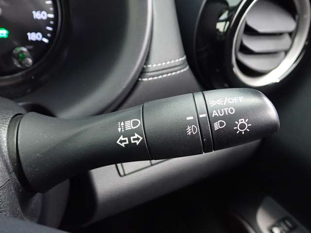 日産 キックス １．２ Ｘ ＦＯＵＲ （Ｅ－ＰＯＷＥＲ） ４ＷＤ R5年 (関東) 99