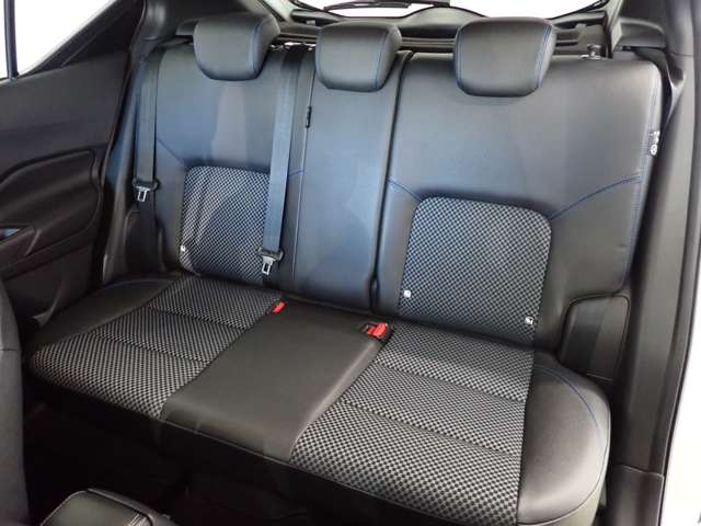 日産 キックス １．２ Ｘ ＦＯＵＲ （Ｅ－ＰＯＷＥＲ） ４ＷＤ R5年 (関東) 99