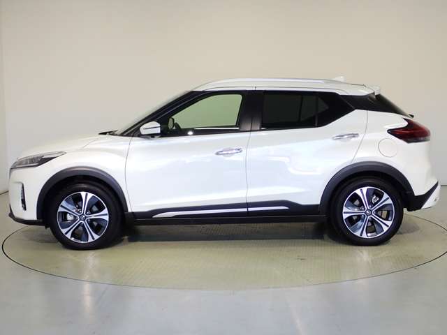 日産 キックス １．２ Ｘ ＦＯＵＲ （Ｅ－ＰＯＷＥＲ） ４ＷＤ R5年 (関東) 99