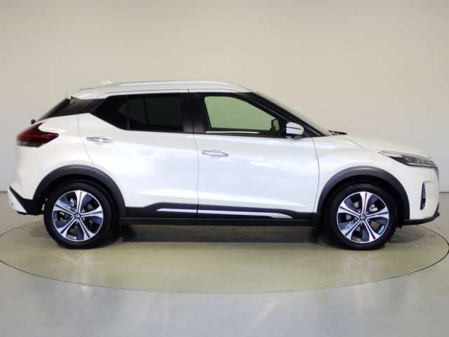 日産 キックス １．２ Ｘ ＦＯＵＲ （Ｅ－ＰＯＷＥＲ） ４ＷＤ R5年 (関東) 99