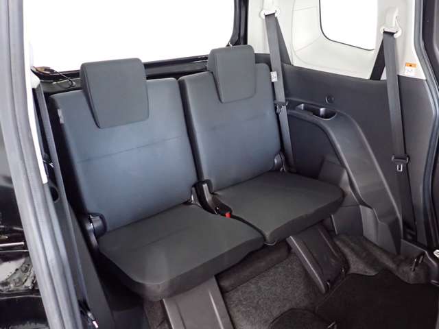 トヨタ シエンタ　ハイブリッド ハイブリッド １．５ Ｇ R5年 (関東) 99