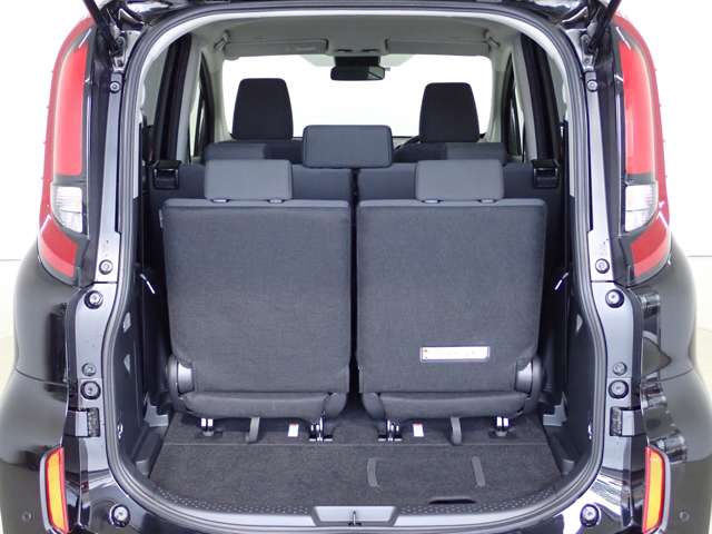 トヨタ シエンタ　ハイブリッド ハイブリッド １．５ Ｇ R5年 (関東) 99