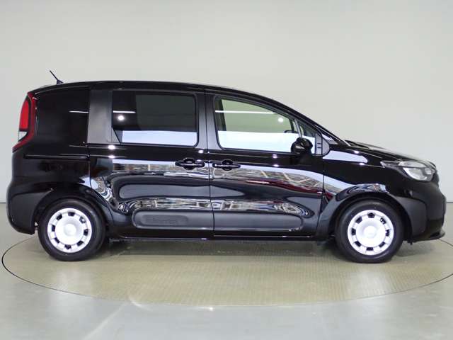 トヨタ シエンタ　ハイブリッド ハイブリッド １．５ Ｇ R5年 (関東) 99