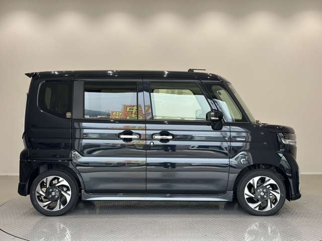 スズキ スペーシア　ギア ６６０ カスタム ハイブリッド ＸＳターボ R5年 (中国) 99