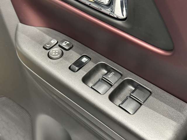 スズキ スペーシア　ギア ６６０ カスタム ハイブリッド ＸＳターボ R5年 (中国) 99