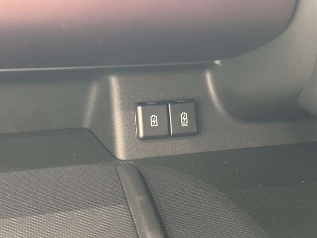 スズキ スペーシア　ギア ６６０ カスタム ハイブリッド ＸＳターボ R5年 (中国) 99