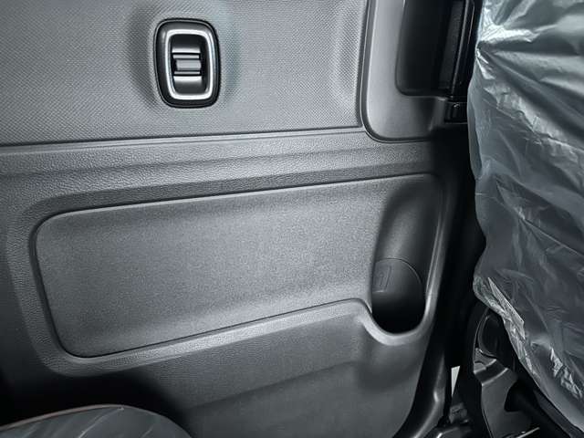 スズキ スペーシア　ギア ６６０ カスタム ハイブリッド ＸＳターボ R5年 (中国) 99