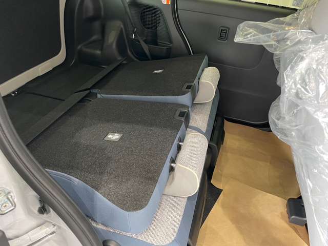 ダイハツ ムーヴ　キャンバス ６６０ ストライプス Ｇ R4年 (中国) 99