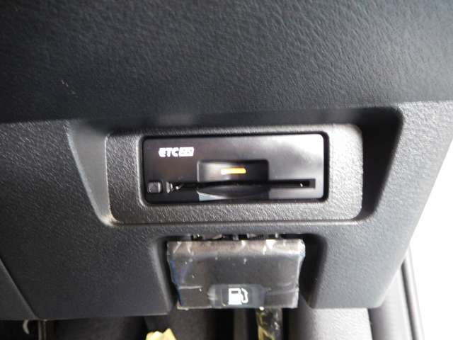 日産 ノートオーラ １．２ Ｇ R5年 (九州・沖縄) 99