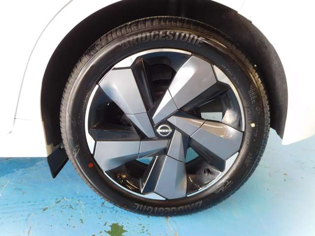 日産 ノートオーラ １．２ Ｇ R5年 (九州・沖縄) 99