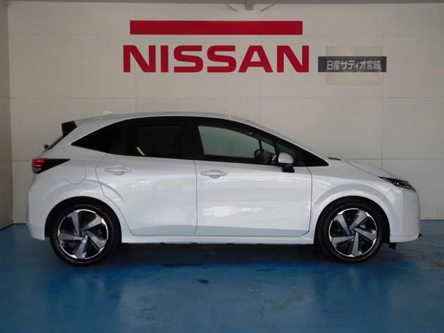 日産 ノートオーラ １．２ Ｇ R5年 (九州・沖縄) 99