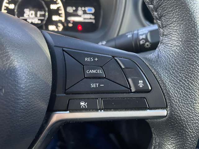 日産 ノート １．２ Ｅ－ＰＯＷＥＲ メダリスト ＦＯＵＲ ４ＷＤ R1年 (東北) 99