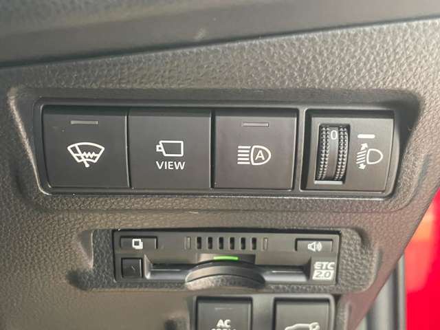 トヨタ カローラクロス　ハイブリッド １．８ ハイブリッド Ｚ Ｅ－ＦＯＵＲ ４ＷＤ R4年 (東北) 99