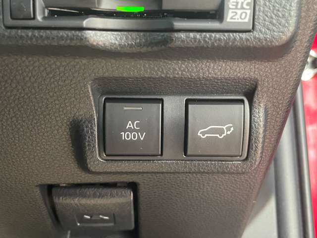 トヨタ カローラクロス　ハイブリッド １．８ ハイブリッド Ｚ Ｅ－ＦＯＵＲ ４ＷＤ R4年 (東北) 99