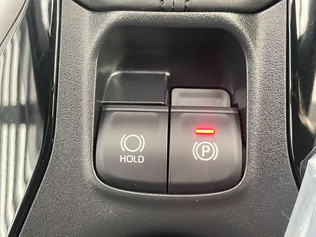 トヨタ カローラクロス　ハイブリッド １．８ ハイブリッド Ｚ Ｅ－ＦＯＵＲ ４ＷＤ R4年 (東北) 99