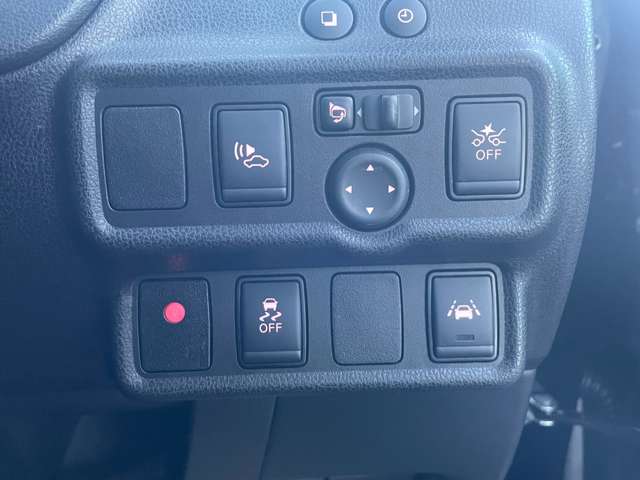 日産 ノート １．２ Ｅ－ＰＯＷＥＲ ＮＩＳＭＯ R2年 (東北) 99