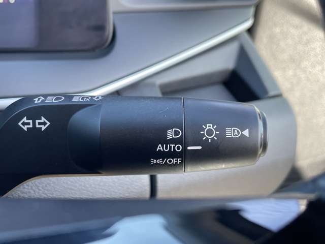 日産 ノート １．２ Ｓ ＦＯＵＲ ４ＷＤ R4年 (東北) 99