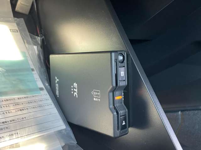 日産 ノート １．２ Ｓ ＦＯＵＲ ４ＷＤ R4年 (東北) 99