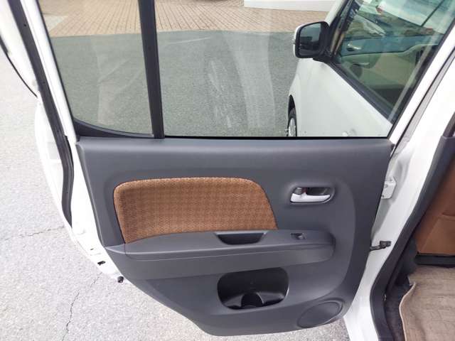 日産 モコ ６６０ Ｘ H26年 (九州・沖縄) 99