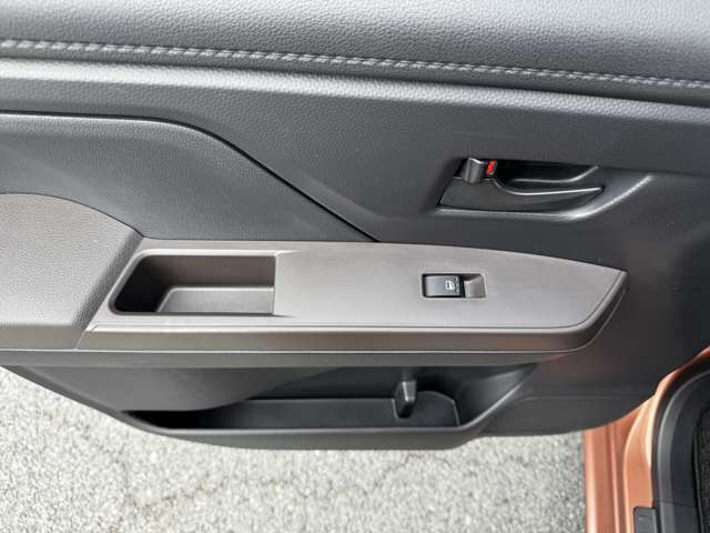 トヨタ ルーミー １．０ Ｇ R4年 (九州・沖縄) 99