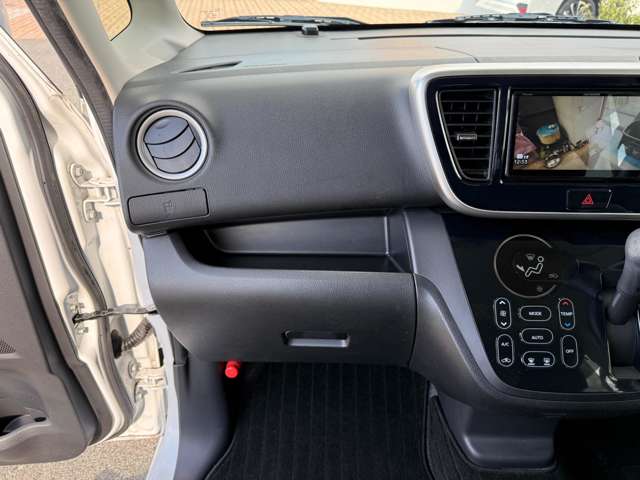 日産 デイズ　ルークス ６６０ ハイウェイスターＸ H30年 (九州・沖縄) 99