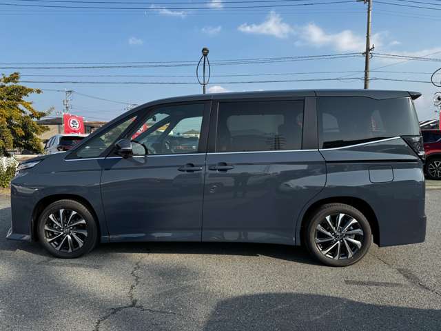 トヨタ ヴォクシー １．８ ハイブリッド Ｓ－Ｚ R7年 (九州・沖縄) 99