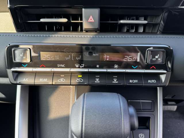 トヨタ ヴォクシー １．８ ハイブリッド Ｓ－Ｚ R7年 (九州・沖縄) 99