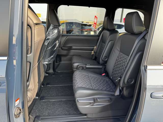 トヨタ ヴォクシー １．８ ハイブリッド Ｓ－Ｚ R7年 (九州・沖縄) 99