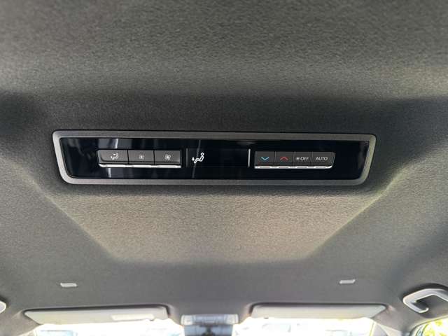 トヨタ ヴォクシー １．８ ハイブリッド Ｓ－Ｚ R7年 (九州・沖縄) 99