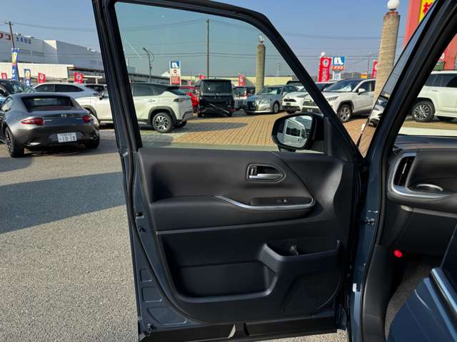 トヨタ ヴォクシー １．８ ハイブリッド Ｓ－Ｚ R7年 (九州・沖縄) 99