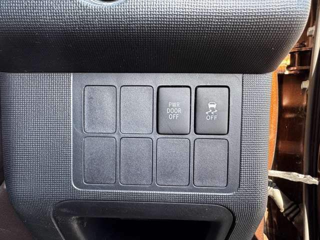 トヨタ スペイド １．５ Ｆ H25年 (九州・沖縄) 99