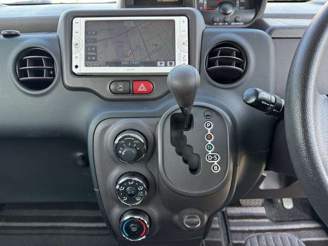 トヨタ スペイド １．５ Ｆ H25年 (九州・沖縄) 99