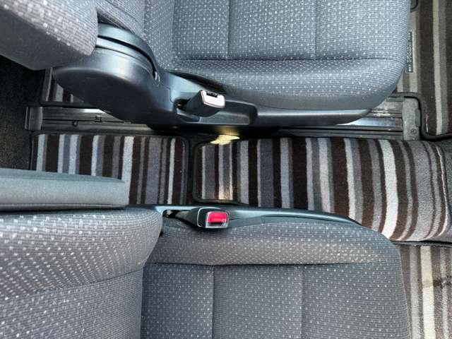 トヨタ スペイド １．５ Ｆ H25年 (九州・沖縄) 99