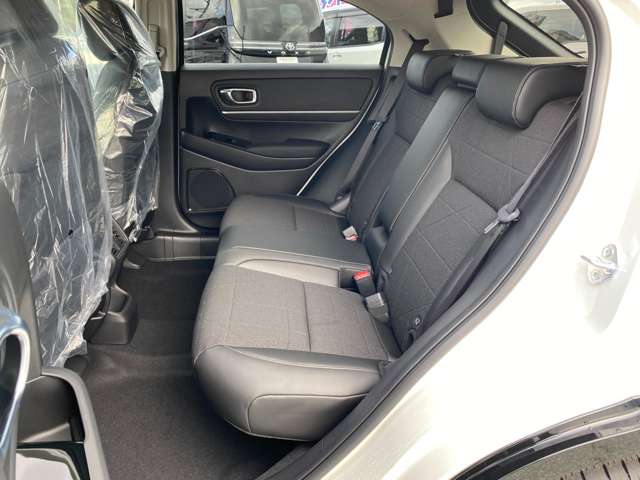 ホンダ ヴェゼル １．５ Ｅ：ＨＥＶ Ｚ R6年 (九州・沖縄) 99