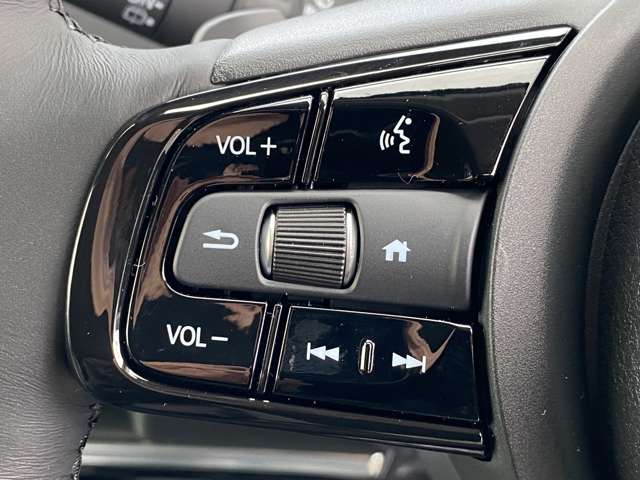 ホンダ ヴェゼル １．５ Ｅ：ＨＥＶ Ｚ R6年 (九州・沖縄) 99