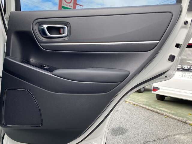 ホンダ ヴェゼル １．５ Ｅ：ＨＥＶ Ｚ R6年 (九州・沖縄) 99