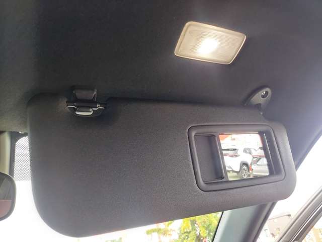 トヨタ ヤリスクロス　ハイブリッド １．５ ハイブリッド Ｚ R6年 (九州・沖縄) 99