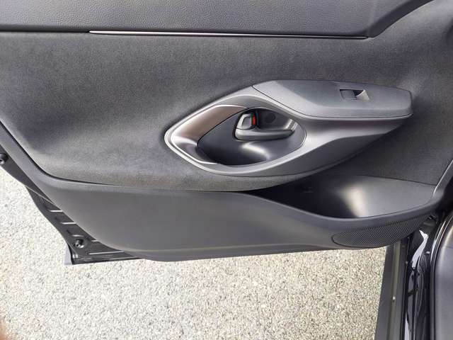 トヨタ ヤリスクロス　ハイブリッド １．５ ハイブリッド Ｚ R6年 (九州・沖縄) 99