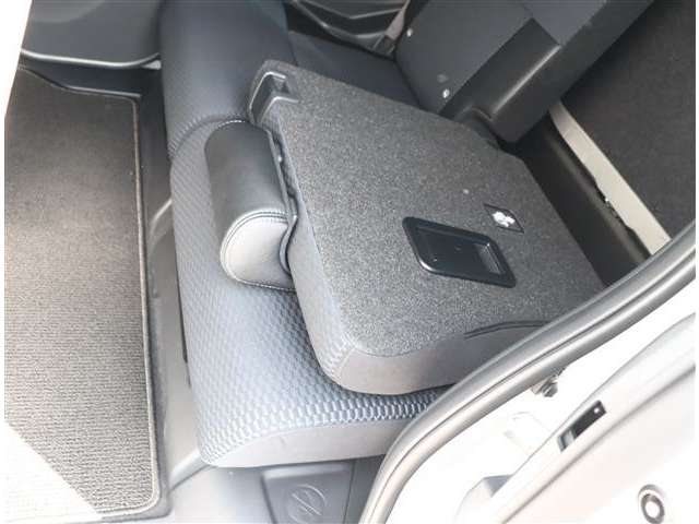 ダイハツ タント ６６０ カスタム ＲＳ R6年 (関東) 99