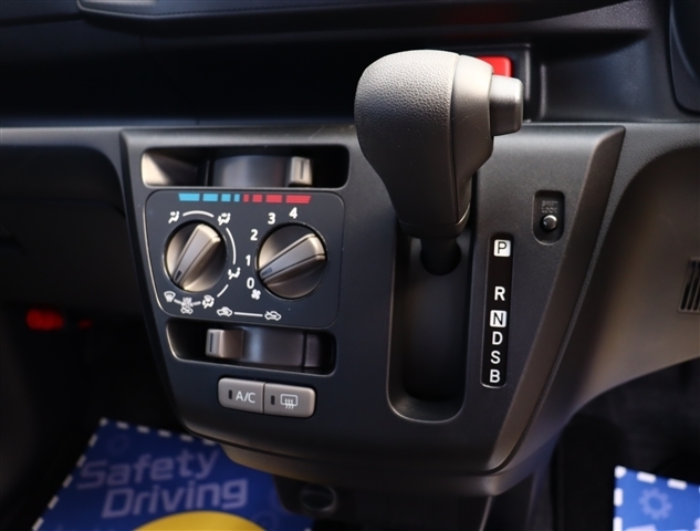 ダイハツ ミラ　イース ６６０ Ｌ H30年 (関東) 99