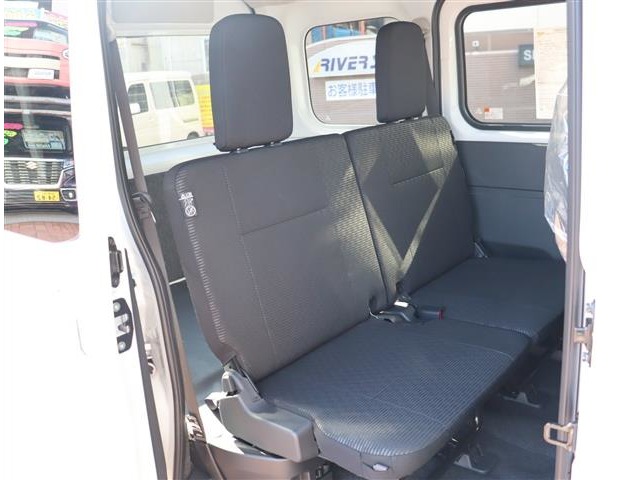 ダイハツ ハイゼットカーゴ ６６０ クルーズターボ R6年 (関東) 99