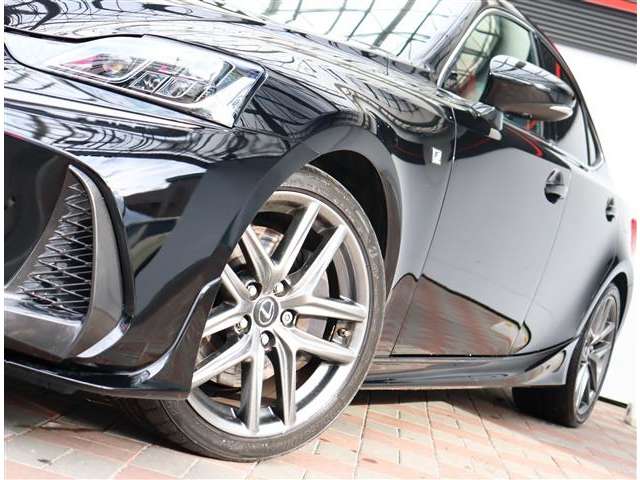 レクサス ＩＳ２００ｔ Ｆスポーツ H29年 (関東) 99